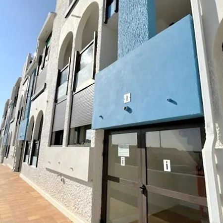 Apartmán Pour 4 Avec Piscine Et Parking A - Fr-1-529-295 *